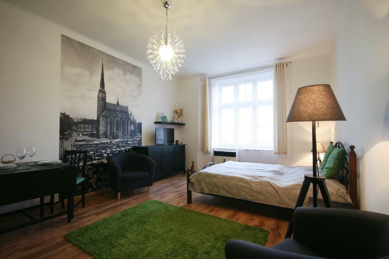 Apartmán Mrakodrap Plzeň Kültér fotó